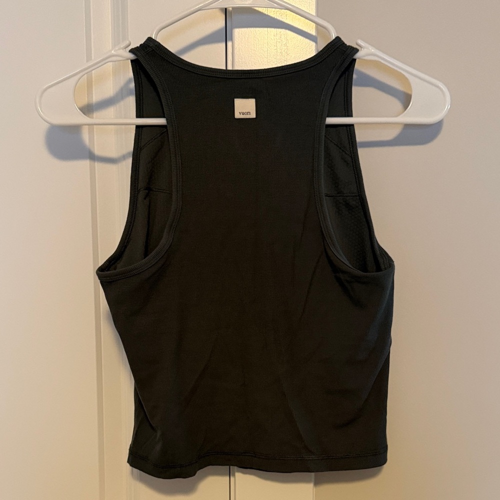 Vuori Pose Plyo Tank-Dark Green - Picture 4 of 5